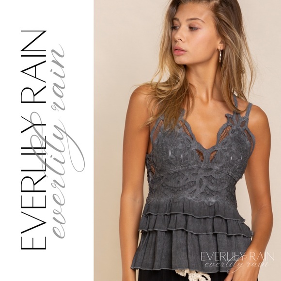POL Beautiful Lace Detail Ruffled Tank Top - Picture 5 of 10